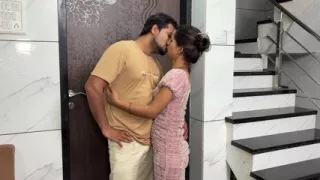 Ladki Ko Flat Mein Bulaake Pela Hot Desi Sex