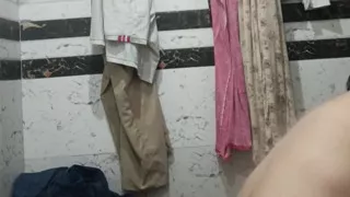 Priya Bhabi Washroom Clean Video