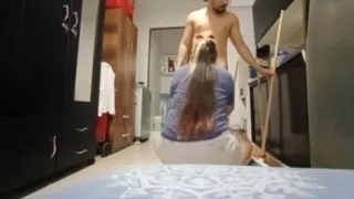 Incredible! My Step Aunt Came Into the House When She Was Doing Toilet Naked and Fell Into the Trap