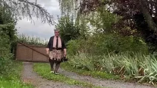 Dressed quickly with a leopard skirt with lace for a night out