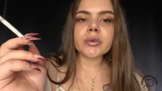 BBW Babe Smokes Cigarettes and Vapes with Golden Lipstick
