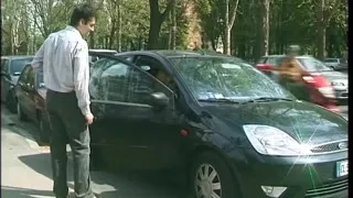 Young blonde slut picked up in a park gives a nice blowjob