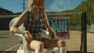 Young tennis player banged by her trainer