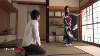 Hot Asian MILF Reiko Kobayakawa Gives Intense Blowjob in Kimono