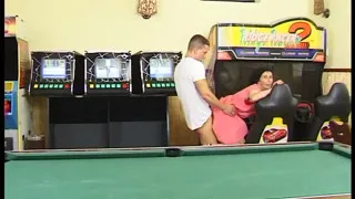 Horny gilf sucks a younger guy's cock and gets fucked