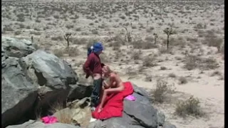 Big boobs blonde pussy fucking fingering in deserto