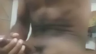 Mera desi local lund video Pasand Aaye To comment Karen aur Mera desi Mota land ka darshan karo ghar mein koi nahin tha video banaa liya