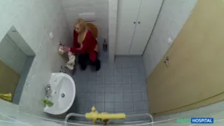Fake Hospital - Fake Hospital Doctor Diagnoses a New Blonde Patient's Cough with a Wild Squirting Session
