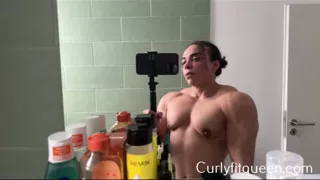 A shredded mother can pose with or without clothing.