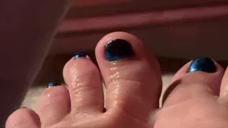 Wife has a Cold, let's Daddy Jack Off On Her Cute Toes
