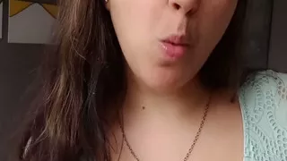 Bubblegum Close up Chew & Blow - Bunny Looner