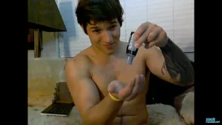 Jizzy Busts a Hot Nutt!