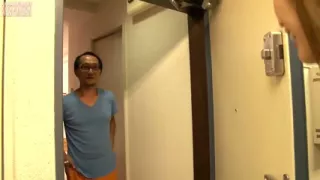Yu Delivered to a Fan's Home for an Exclusive Personal Visit -ep.3