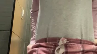 Weeing Around the World! Pissing in a Paper Cup in Canada