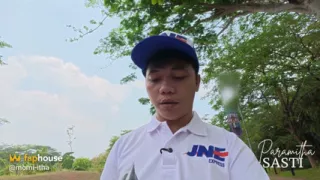 Deliveryman Gets Lucky to Fuck Hot Momi Itha