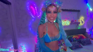 Lilith Grace Rides Brian Omally's Cock Cowgirl With Glow Sticks!