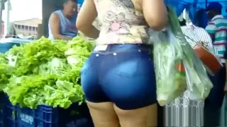 Coroa Rabuda Flagrada Na Feira