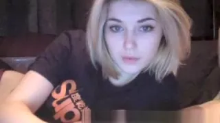 Blonde amateur babe webcam sex machine