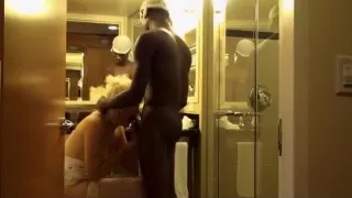 Tipping The Hotel Staff