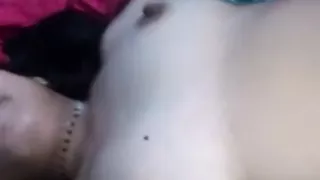 Juicy Indian Aunty Boobs