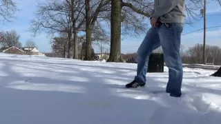 Public Pissing From Hot Young Guy - Johnnyizfine