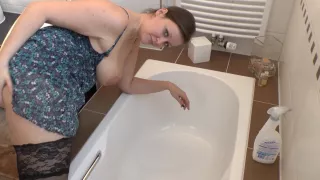 Fuck the maid by doggystyle