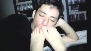 my boyfriend sucking my toes