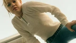 P!NK Gets Her Nipple Pierced (Dont Let Me Get Me)