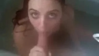 Blowjob In Bathroom2