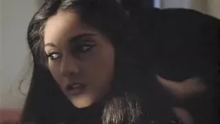 He Cloud Door Anu Agarwal Totally Nude A Very Clever Parrot Lives In A Hindu Palace, Surrounded By Many Beautiful Girls, But The Parrot Escapes, And Is Trapped Far From The Palace One Day, When It’s New Owner Is Sleeping, The Bird Convinces A Young Boy To