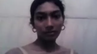 Indian Girl Shows Her Boobs