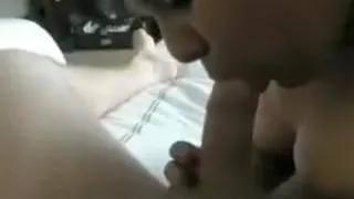 desi wife giving nice deep blowjob 