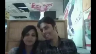 Bangladeshi boyfriend and girlfriend in restaurant (1)