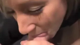 Teen Fucking And Licking In Changeroom