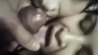 double blowjob 2 cum sluts facials