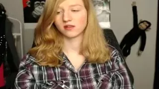 Lauraa18 private record on 12/30/15 04:46 from MyFreeCams