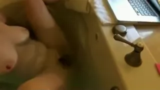 Fingering within the bathtub during a chatroom