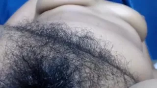 Huge Butt Woman Has One Furry Cunt Really