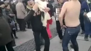 Fabelhafter Homemade Clip mit öffentlichen, kleinen Titten Szenen