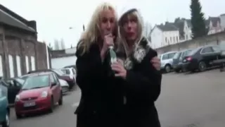 besoffene Partyschlampen