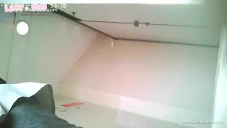 chinese girls go to toilet.18