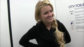 Userdate auf offentlicher Toilette