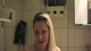 Einpissen in PVC-Hose