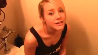 girlfriend  gives a tireder blowjob on the toilet
