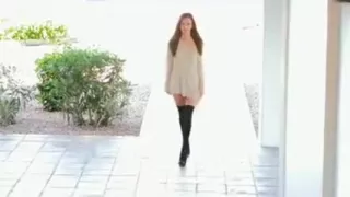 Flashing Her Tight Pussy all over Town