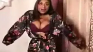 indian girl big boobs dance in room