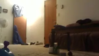 Wtf is going on ? chick gets in and immediately gives a boobjob !!!