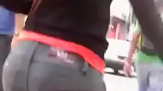 Hoping that this random girl with big booty is a single chick