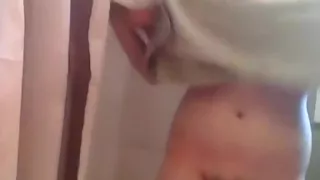 My Cousin's Girlfriend Before After Shower Hidden Cam