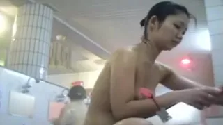 Amber Rayne with that hard sloppy deepthroat on that She is getting throatfucked